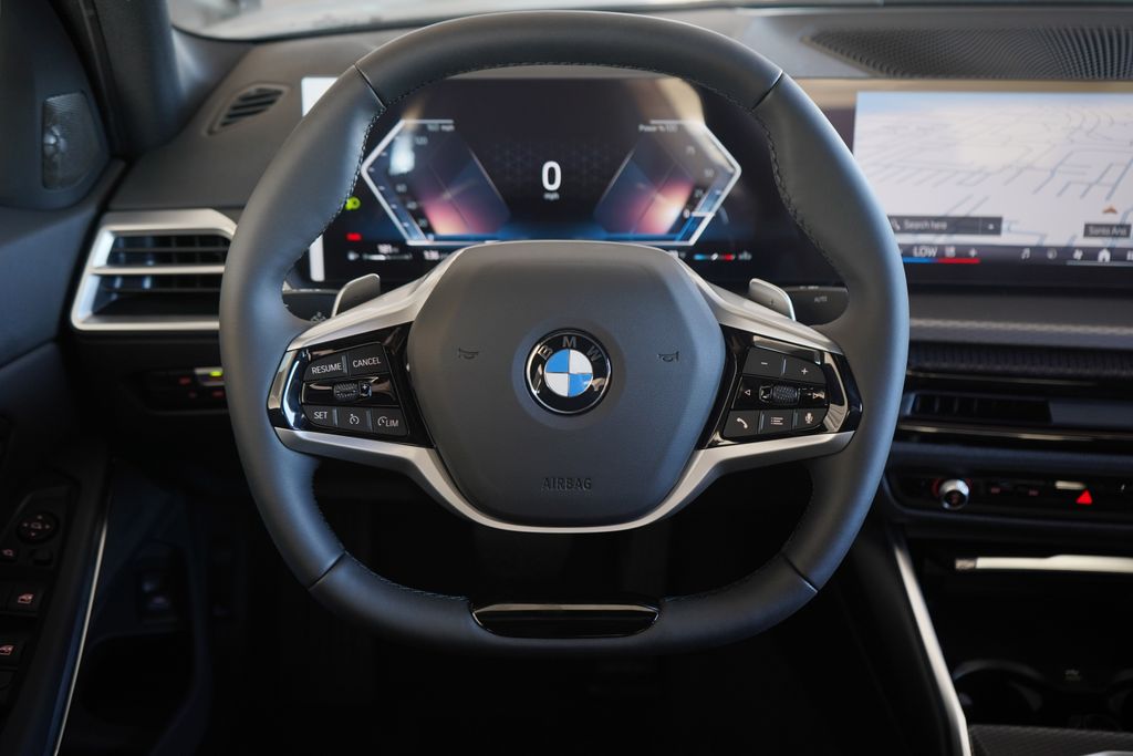 Thumbnail: 2026 BMW 3 Series - 13