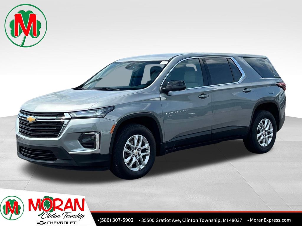 Sterling Gray Metallic 2023 Chevrolet Traverse SUV / Crossover Front-Wheel Drive 9-Speed Automatic