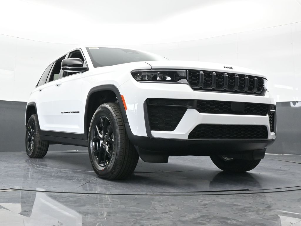 New 2026 Bright White Clearcoat Jeep Laredo image 59