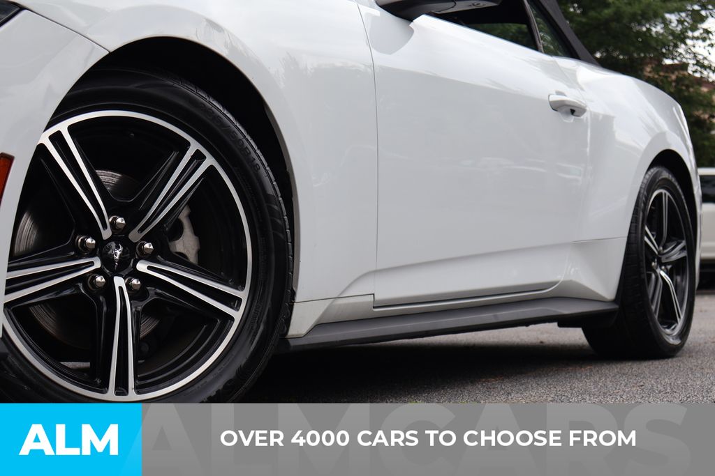 Used 2024 White Ford EcoBoost Premium image 2