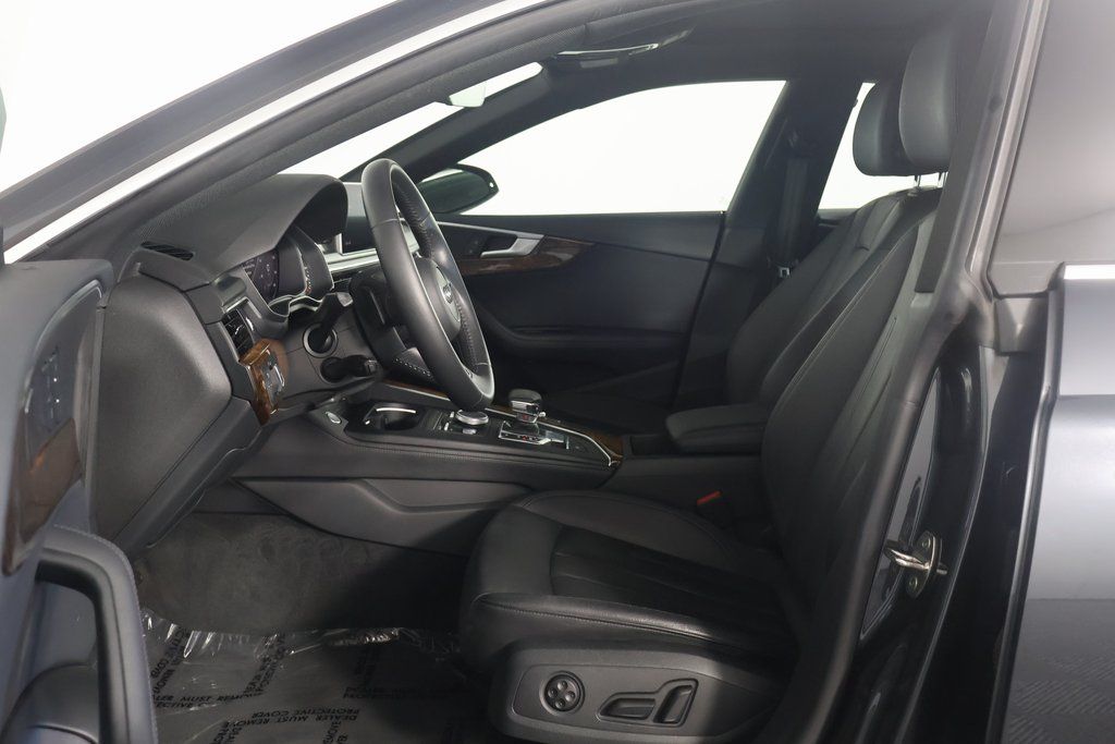 Thumbnail: 2019 Audi A5 - 10