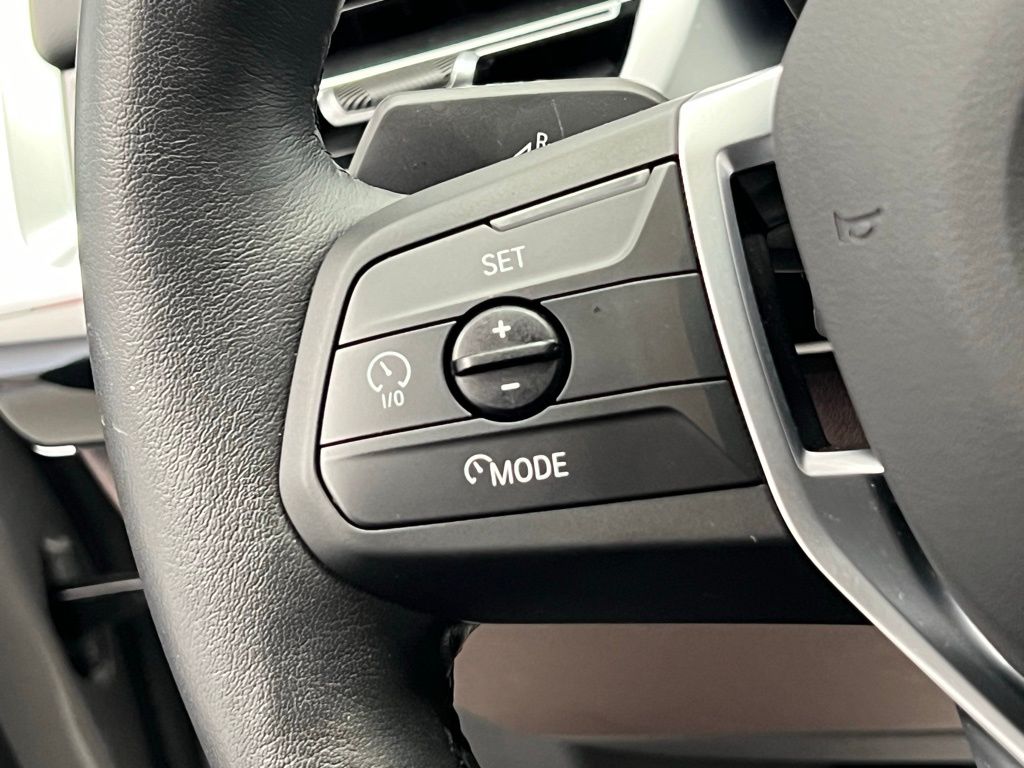 Thumbnail: 2025 BMW X1 - 18