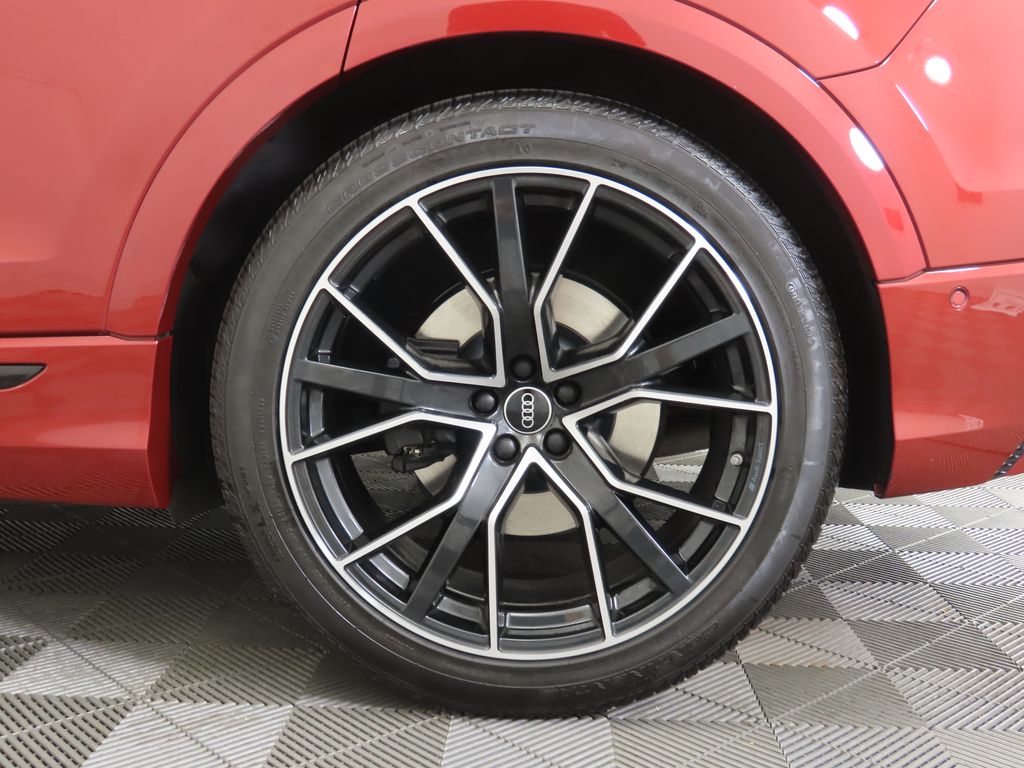 2022 Audi SQ8 Premium Plus 32