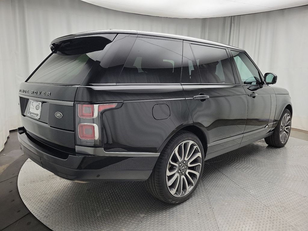Thumbnail: 2019 Land Rover Range Rover - 4