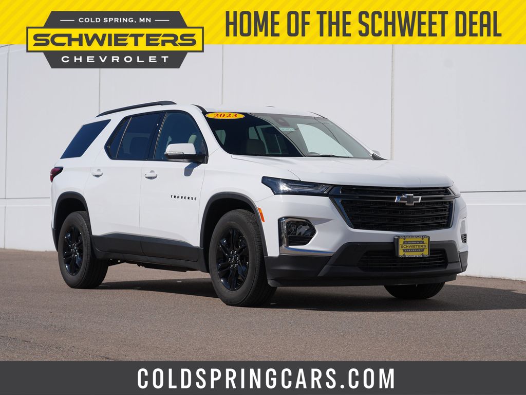 2023 Chevrolet Traverse LS AWD