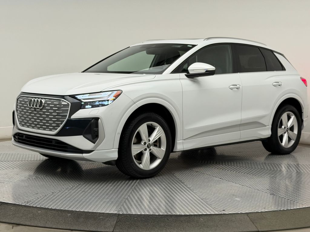 Thumbnail: 2023 Audi Q4 e-tron - 4