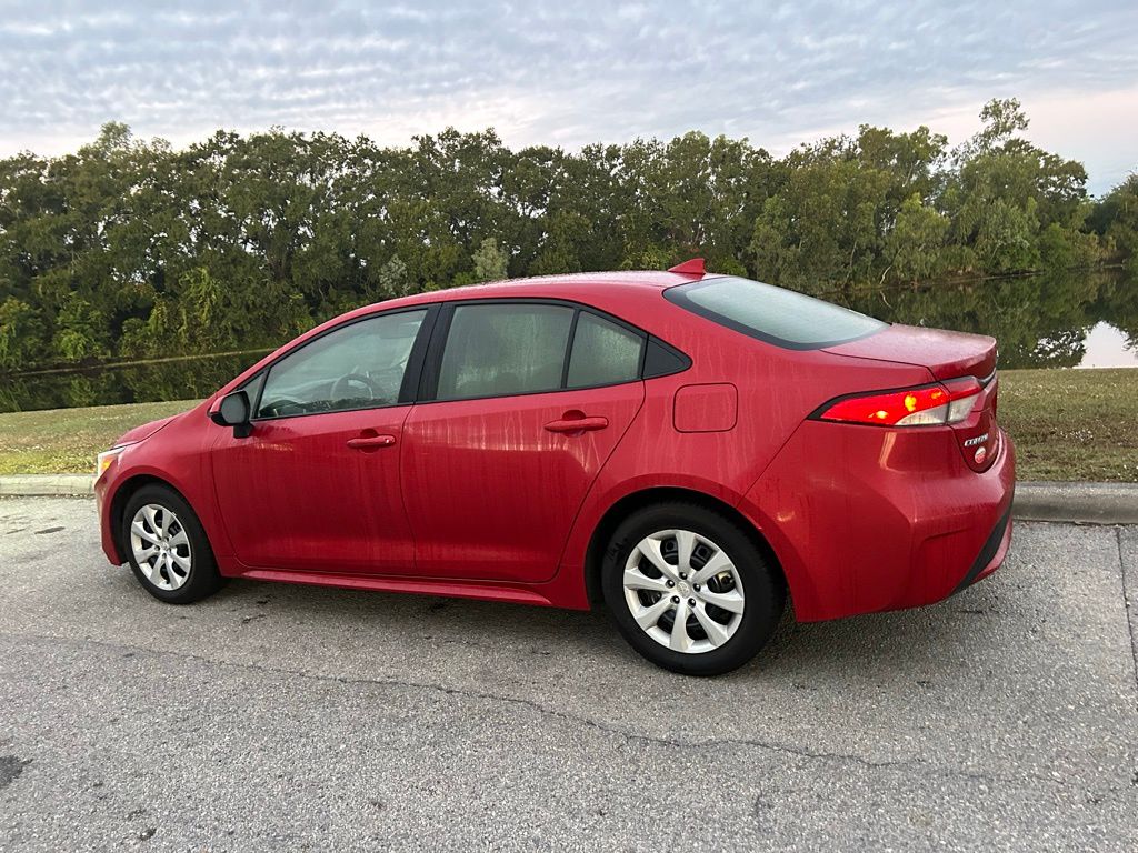 Thumbnail: 2021 Toyota Corolla - 3