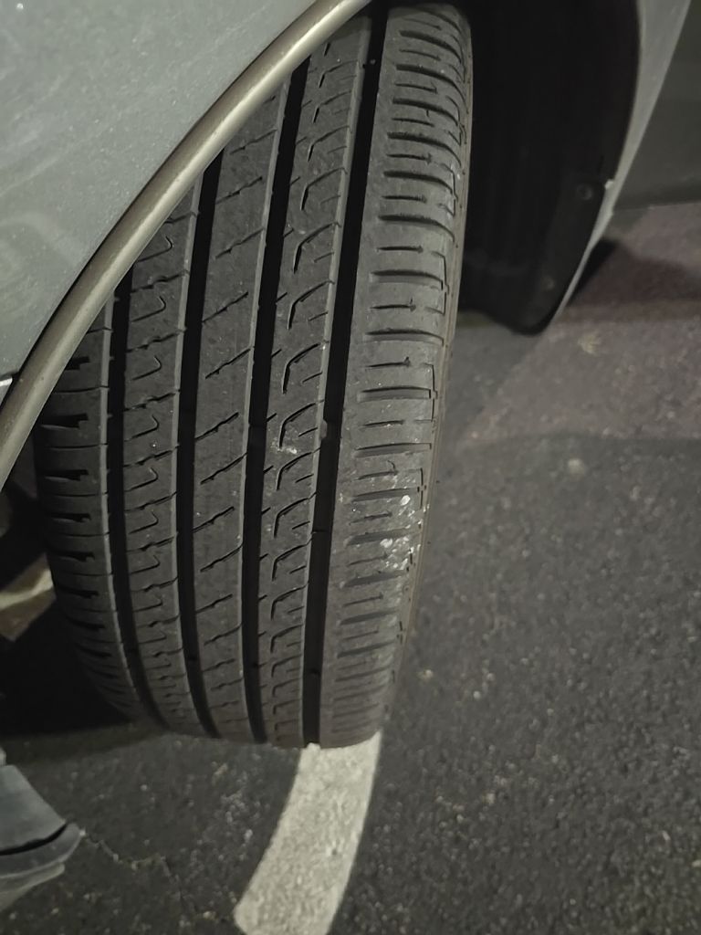 Thumbnail: 2013 Hyundai Elantra - 12