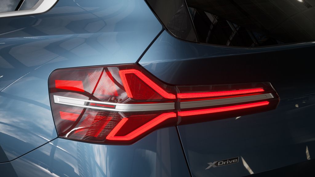 Thumbnail: 2025 BMW X3 - 8