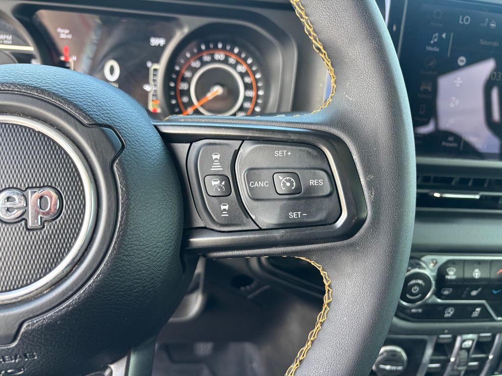 Used Car 2024 Jeep Gladiator  Texas Trail For Sale Under $40,000 In Austin, Texas