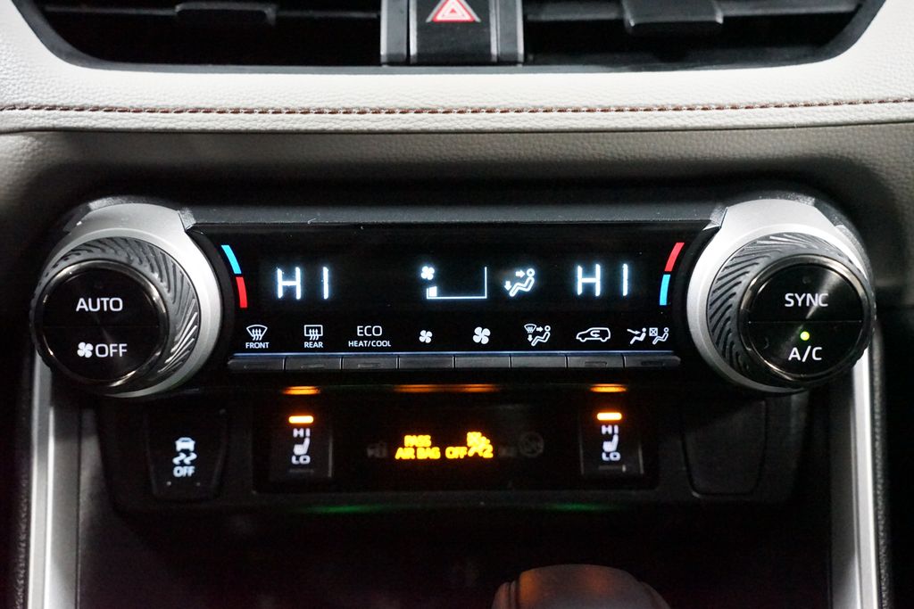 Thumbnail: 2024 Toyota RAV4 - 20