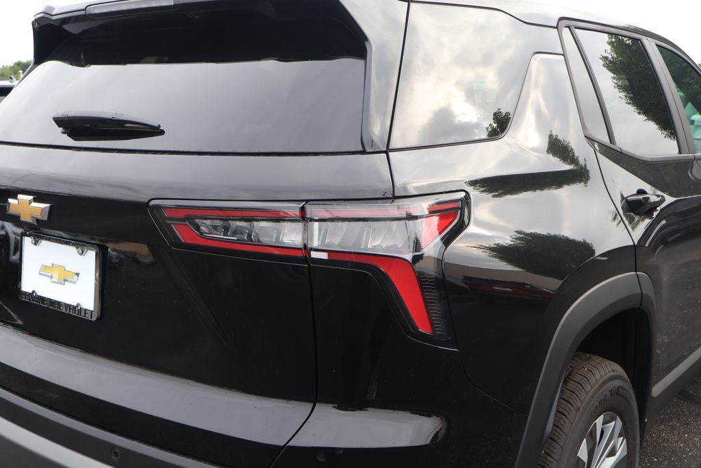 Thumbnail: 2026 Chevrolet Equinox - 9