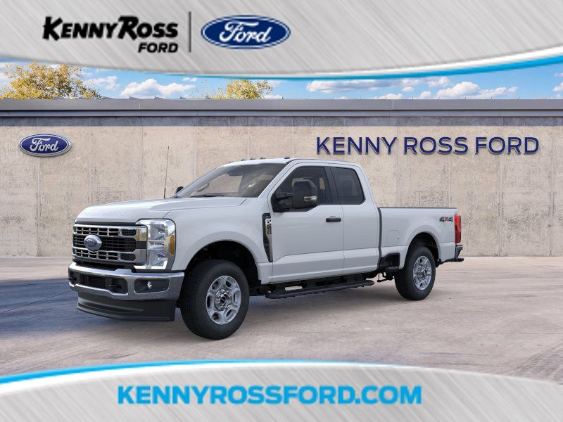 Oxford White 2026 Ford F-250 Super Duty Pickup Truck Four-Wheel Drive Automatic
