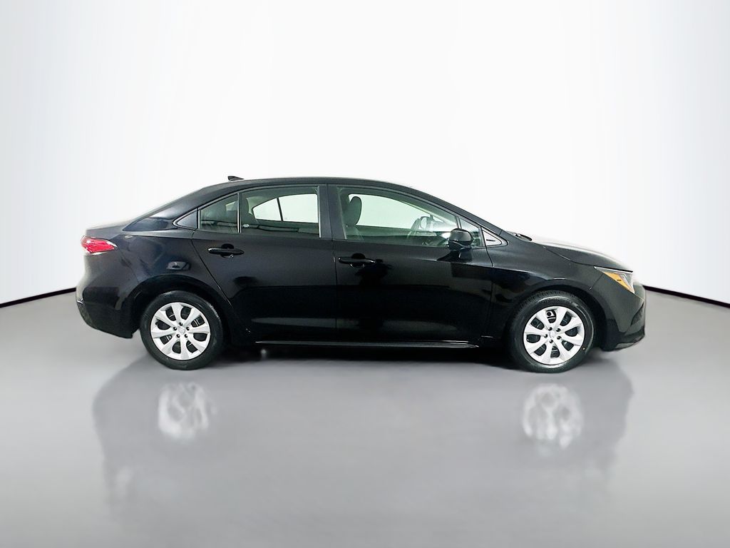 Thumbnail: 2024 Toyota Corolla - 4