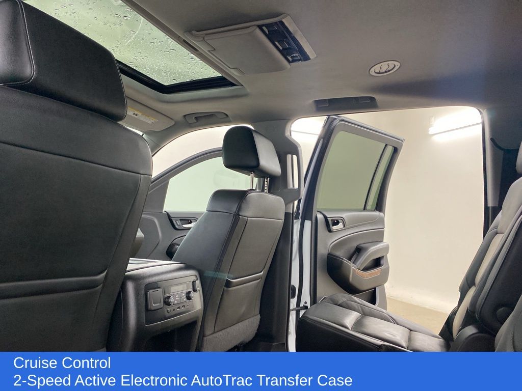 2020 Chevrolet Suburban Premier photo