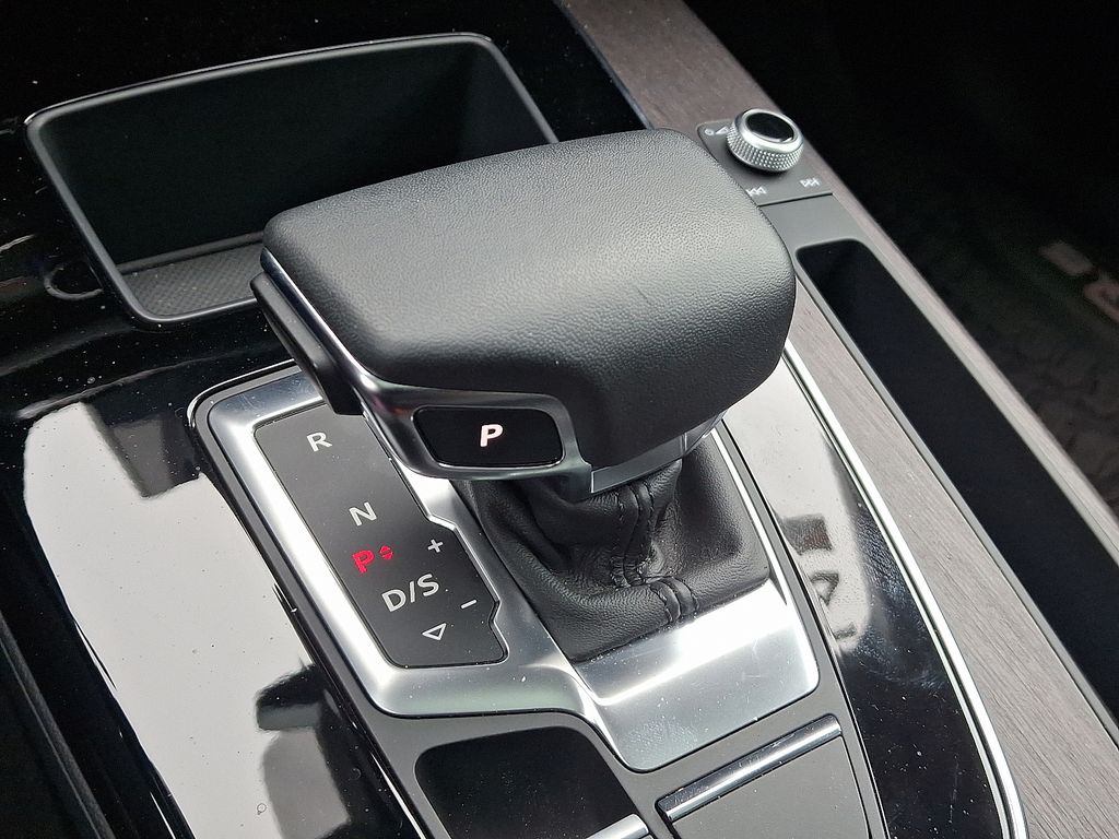 2024 Audi Q5 Premium 16