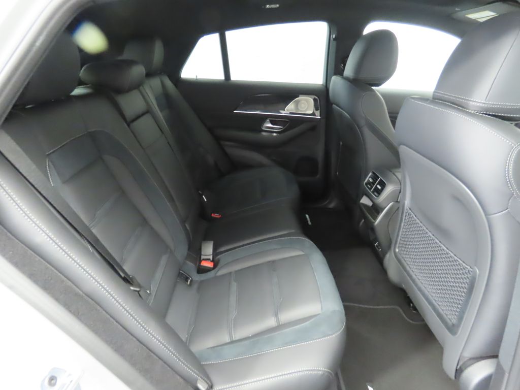 Thumbnail: 2026 Mercedes-Benz GLE - 23