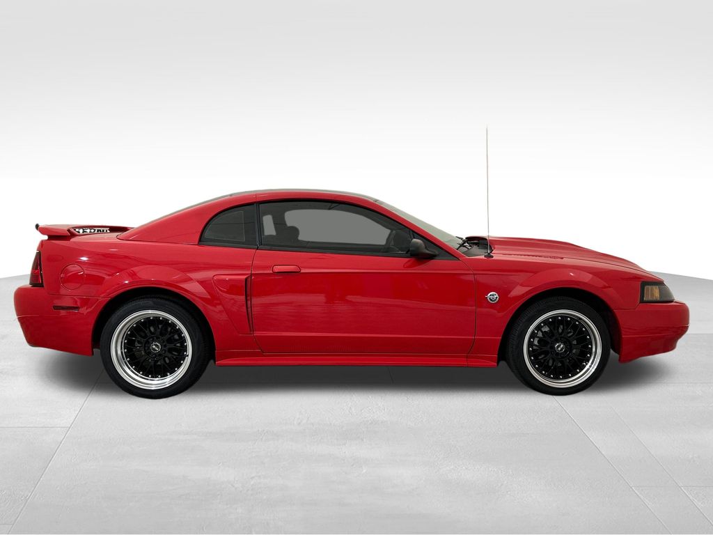 Used 2004 Red Ford GT image 6