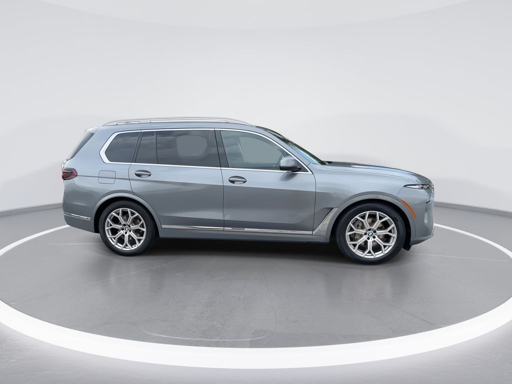 Thumbnail: 2023 BMW X7 - 9