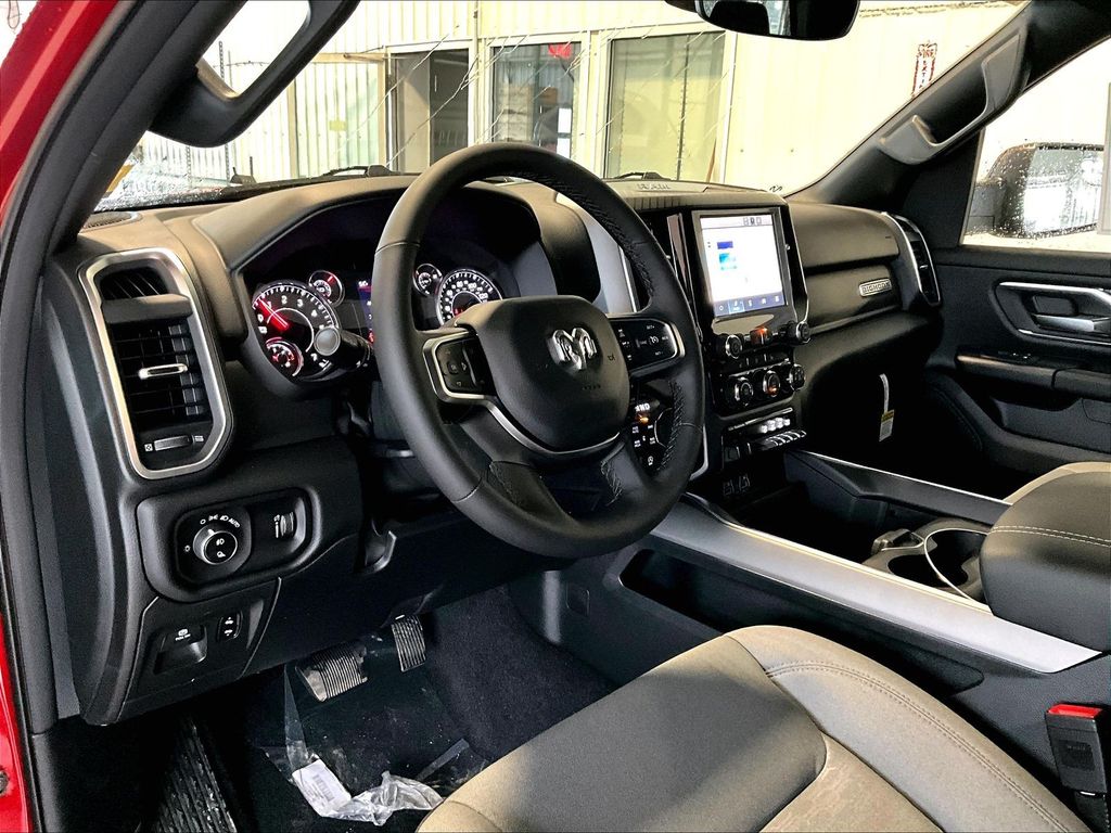 2026 Ram 1500 — photo 9