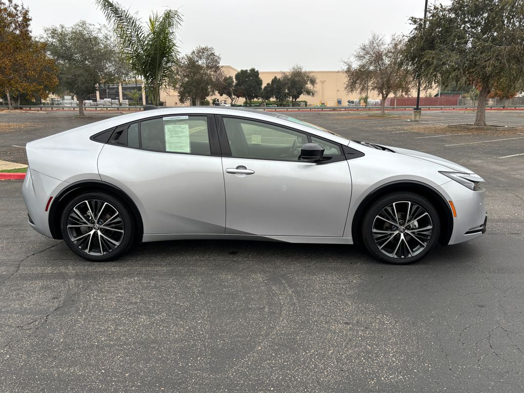 Thumbnail: 2025 Toyota Prius - 4