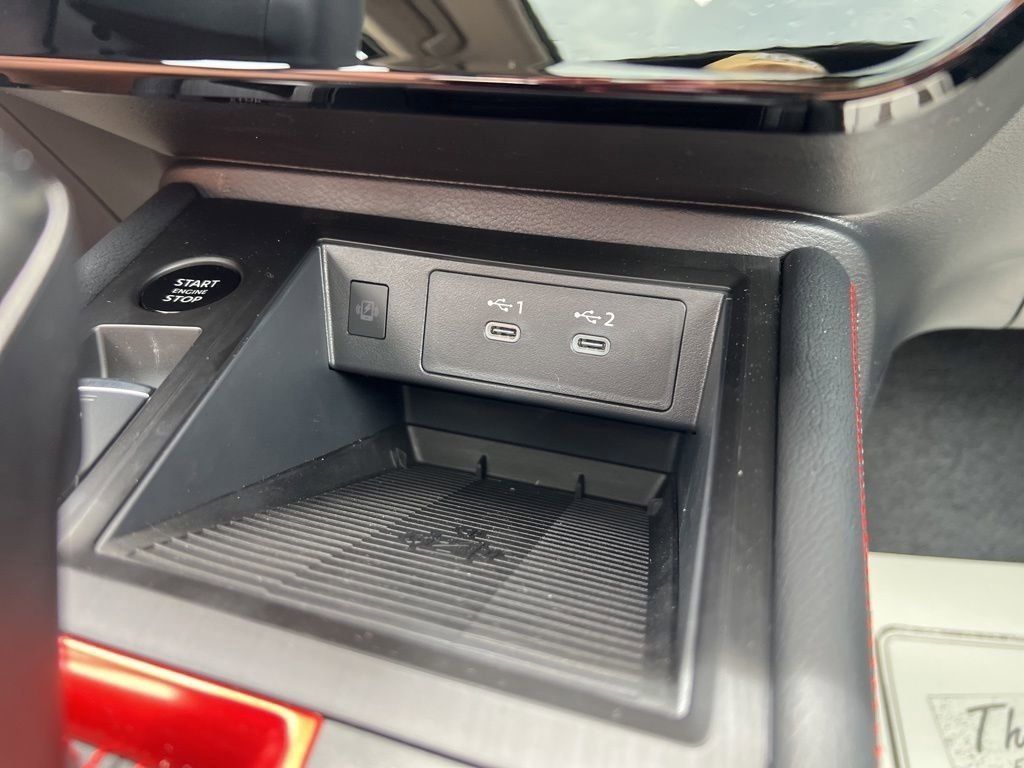 2025 Scarlet Ember Tintcoat Nissan Kicks SR FWD SUV