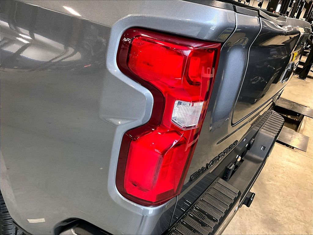 2022 Chevrolet Silverado 1500 LTD — photo 35