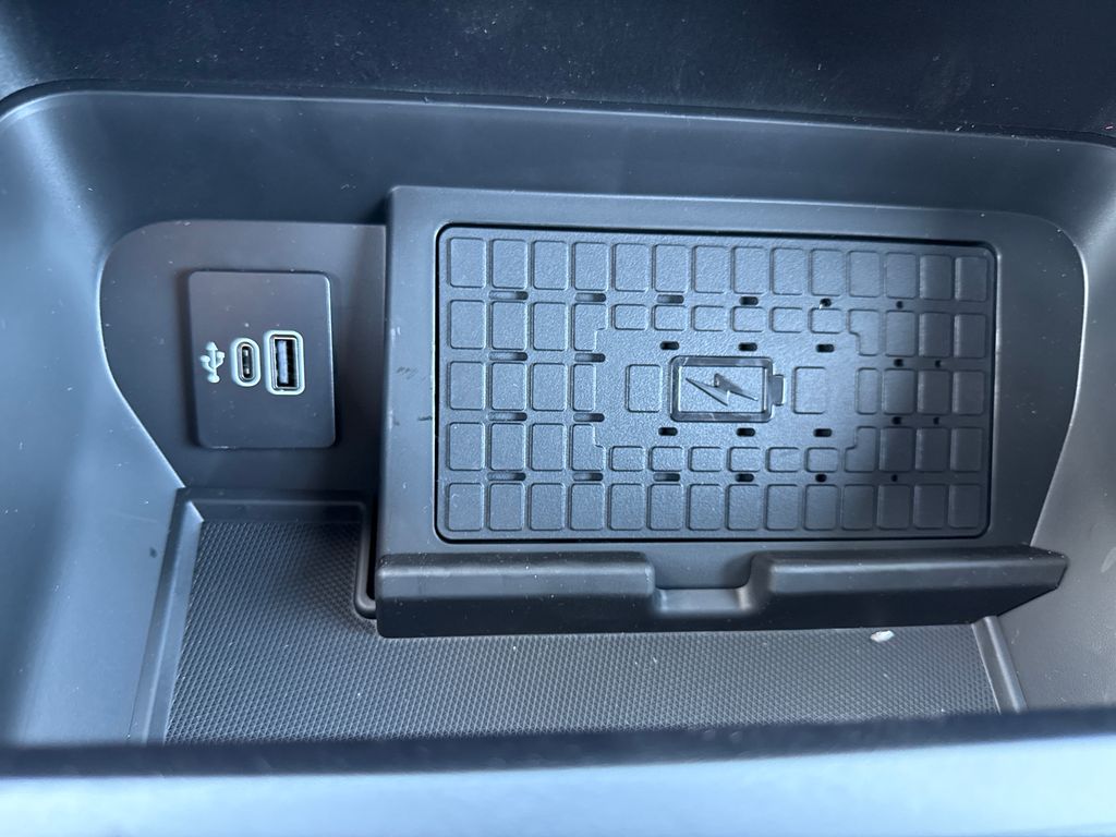 New 2026 Black Ford XLT image 36