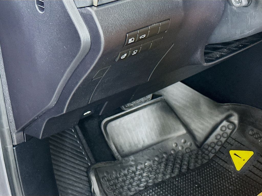 Thumbnail: 2022 Lexus RX - 10