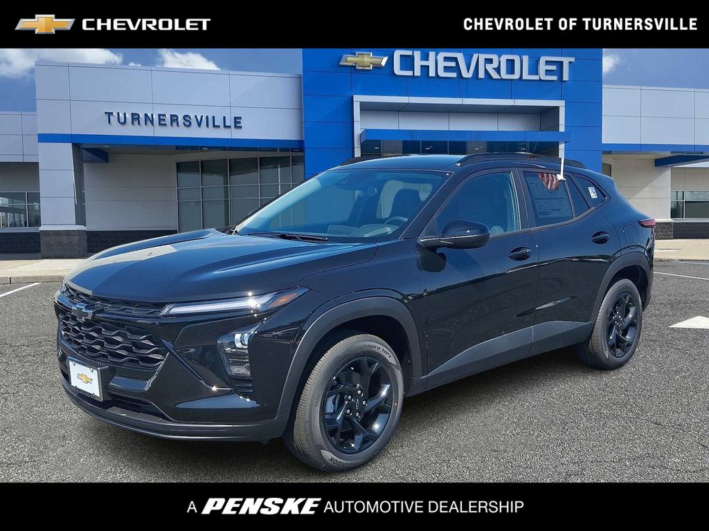 Thumbnail: 2026 Chevrolet Trax - 1