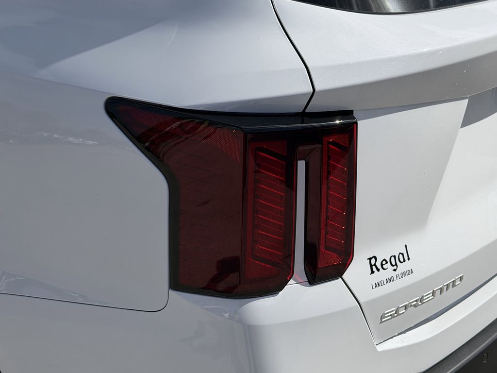 new 2026 Kia Sorento car, priced at $33,591