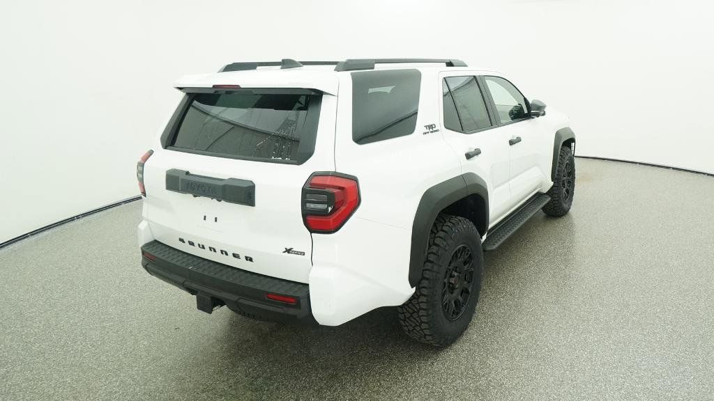 Thumbnail: 2025 Toyota 4Runner - 7