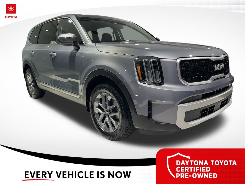 Everlasting Silver 2024 Kia Telluride LX FWD SUV / Crossover Front-Wheel Drive 8-Speed Automatic