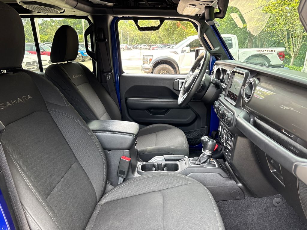 Used 2018 Blue Jeep Unlimited Sahara image 28