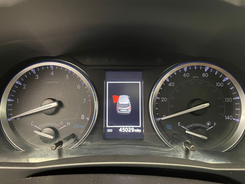 2019 Toyota Highlander XLE 24