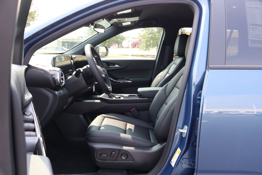 Thumbnail: 2026 Chevrolet Equinox - 14