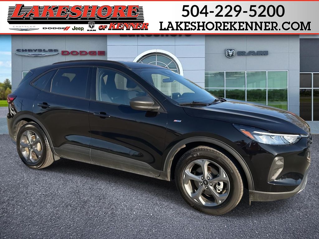 2025 Ford Escape ST-Line FWD