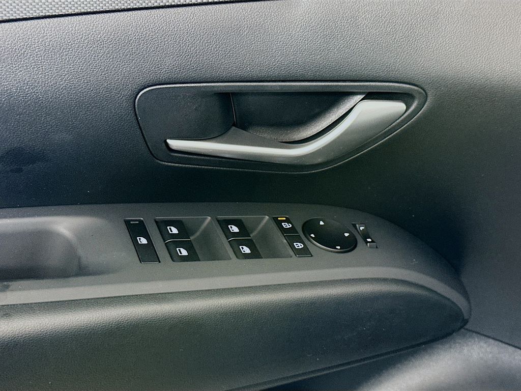 Thumbnail: 2026 Hyundai Santa Cruz - 18