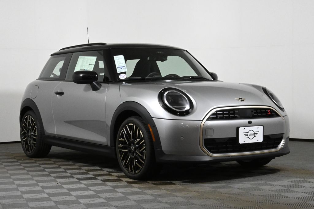 2025 MINI Cooper S 9