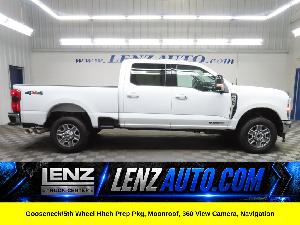 Oxford White 2026 Ford F-350 Super Duty Pickup Truck Four-Wheel Drive Automatic