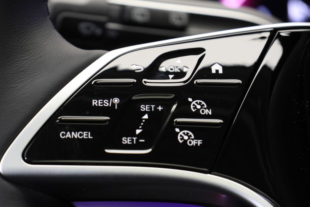 Thumbnail: 2026 Mercedes-Benz GLE - 21