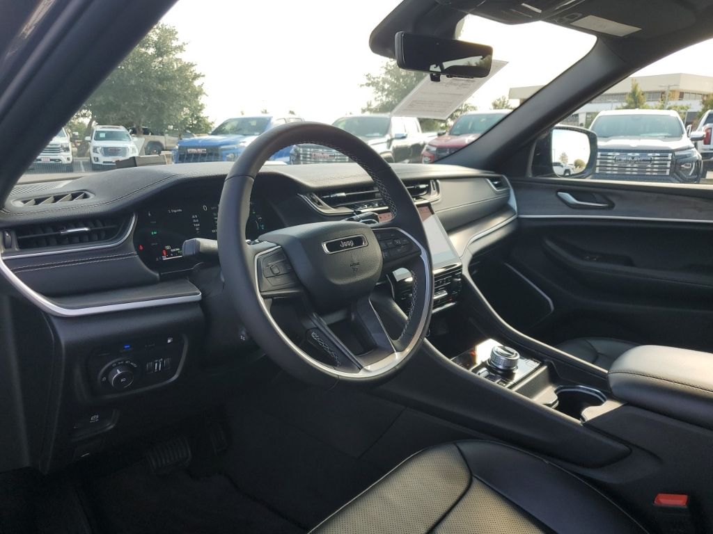 Used Car 2024 Jeep Grand Cherokee  4xe For Sale Under $30,000 In Austin, Texas