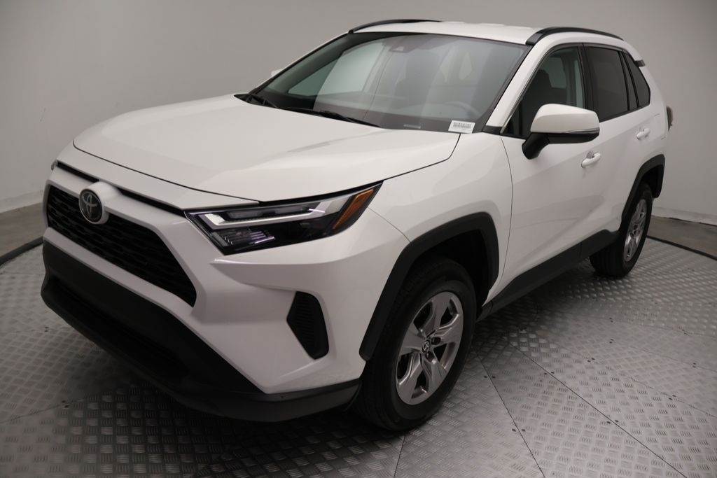 Thumbnail: 2025 Toyota RAV4 - 2