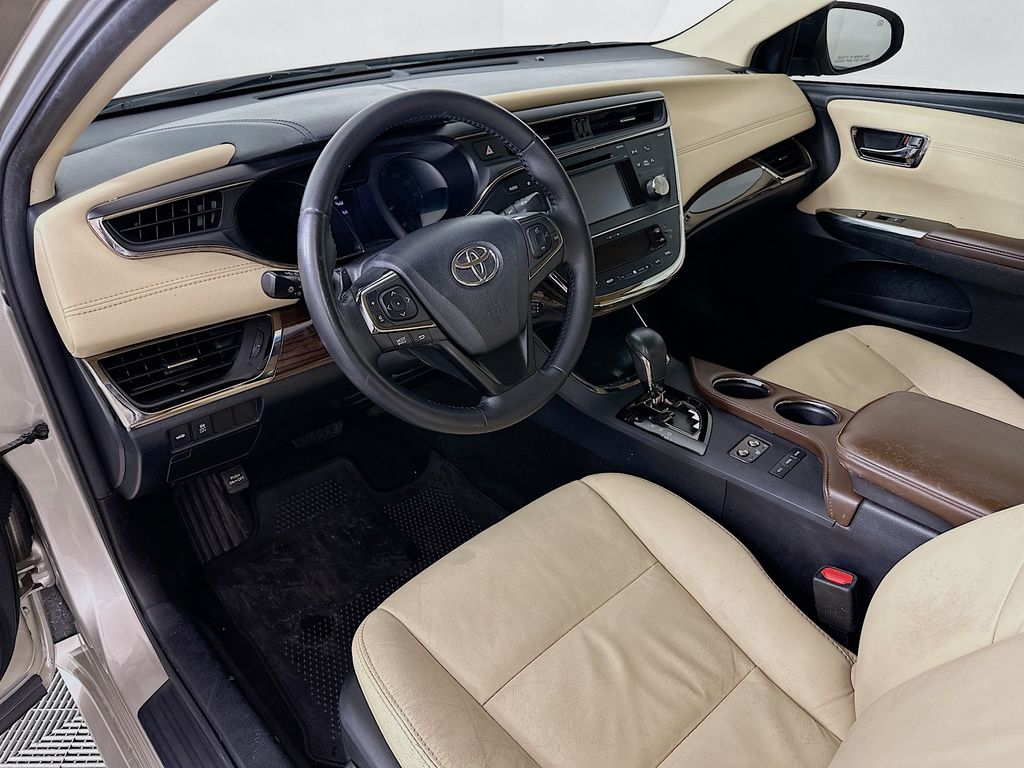 Thumbnail: 2015 Toyota Avalon - 9