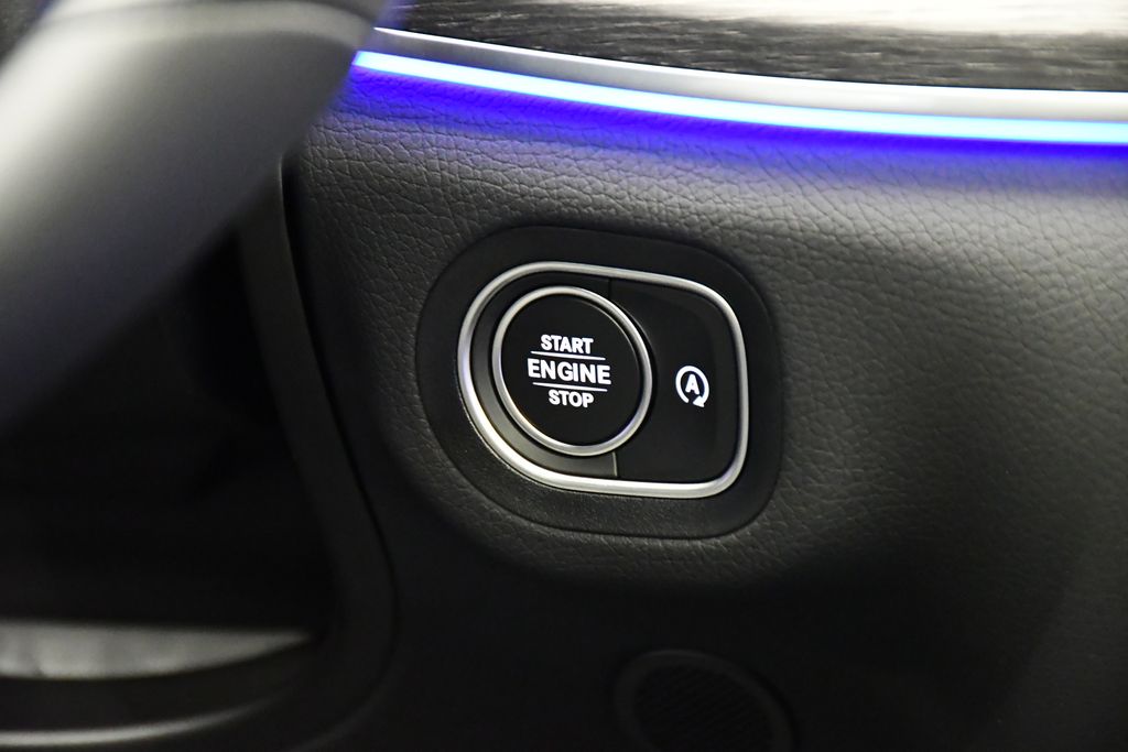 Thumbnail: 2026 Mercedes-Benz GLS - 28