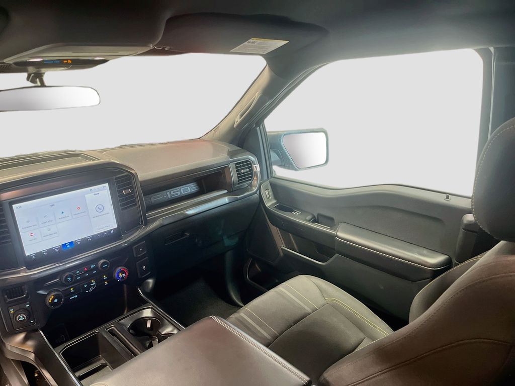 Used 2025 Oxford White Ford STX image 21