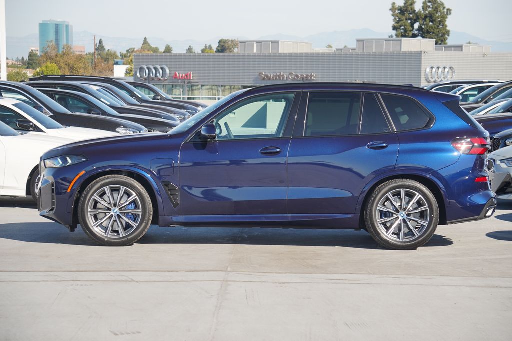 2025 BMW X5 xDrive50e 4