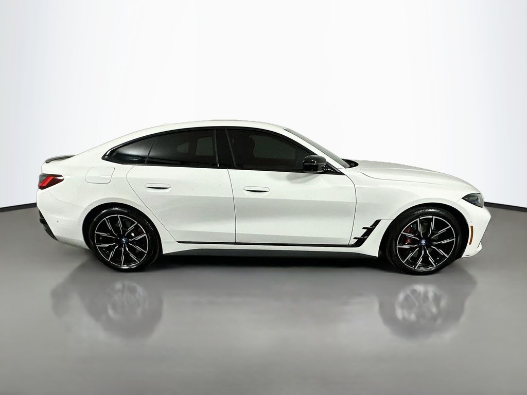 Thumbnail: 2023 BMW i4 - 4
