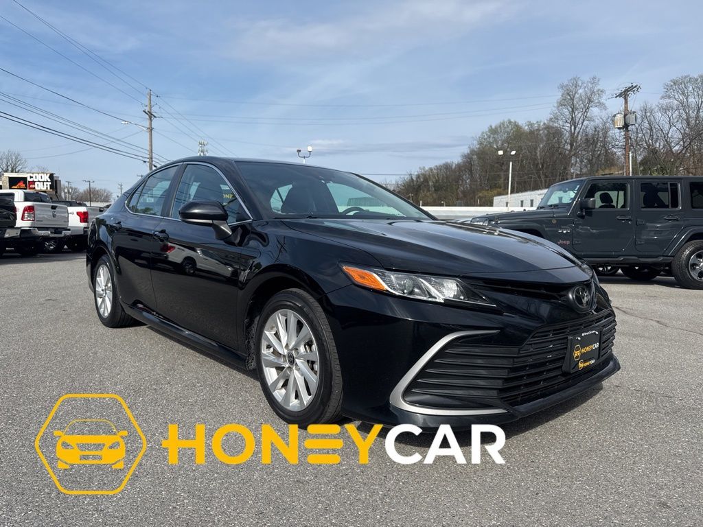 2023 Toyota Camry LE FWD