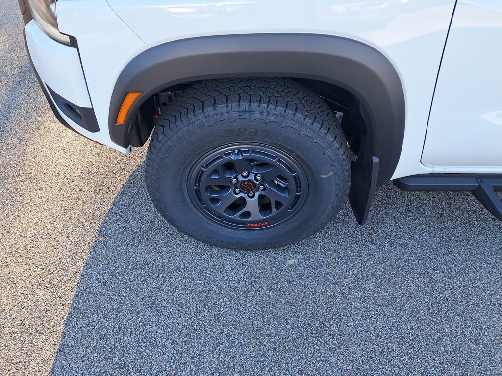 2026 Nissan Frontier PRO-4X White at John Sisson Motors